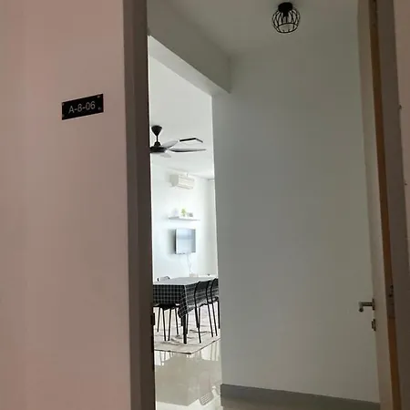 Guppy Homestay Apartment Near Ktcc & Drawbridge 1 Bedroom Airconditioned Kuala Terengganu Exterior photo