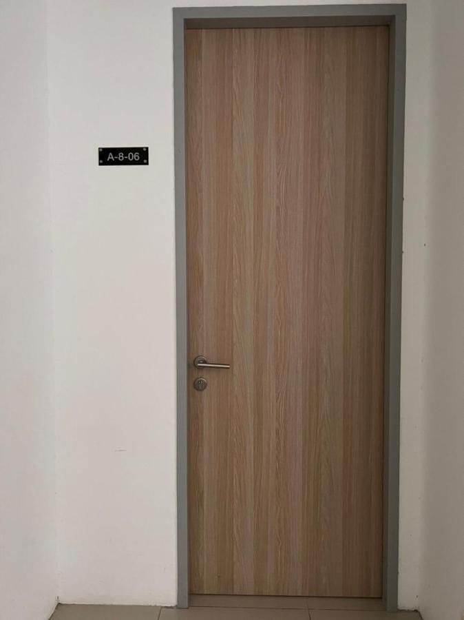 Guppy Near Ktcc & Drawbridge 1 Bedroom Airconditioned * Kuala Terengganu