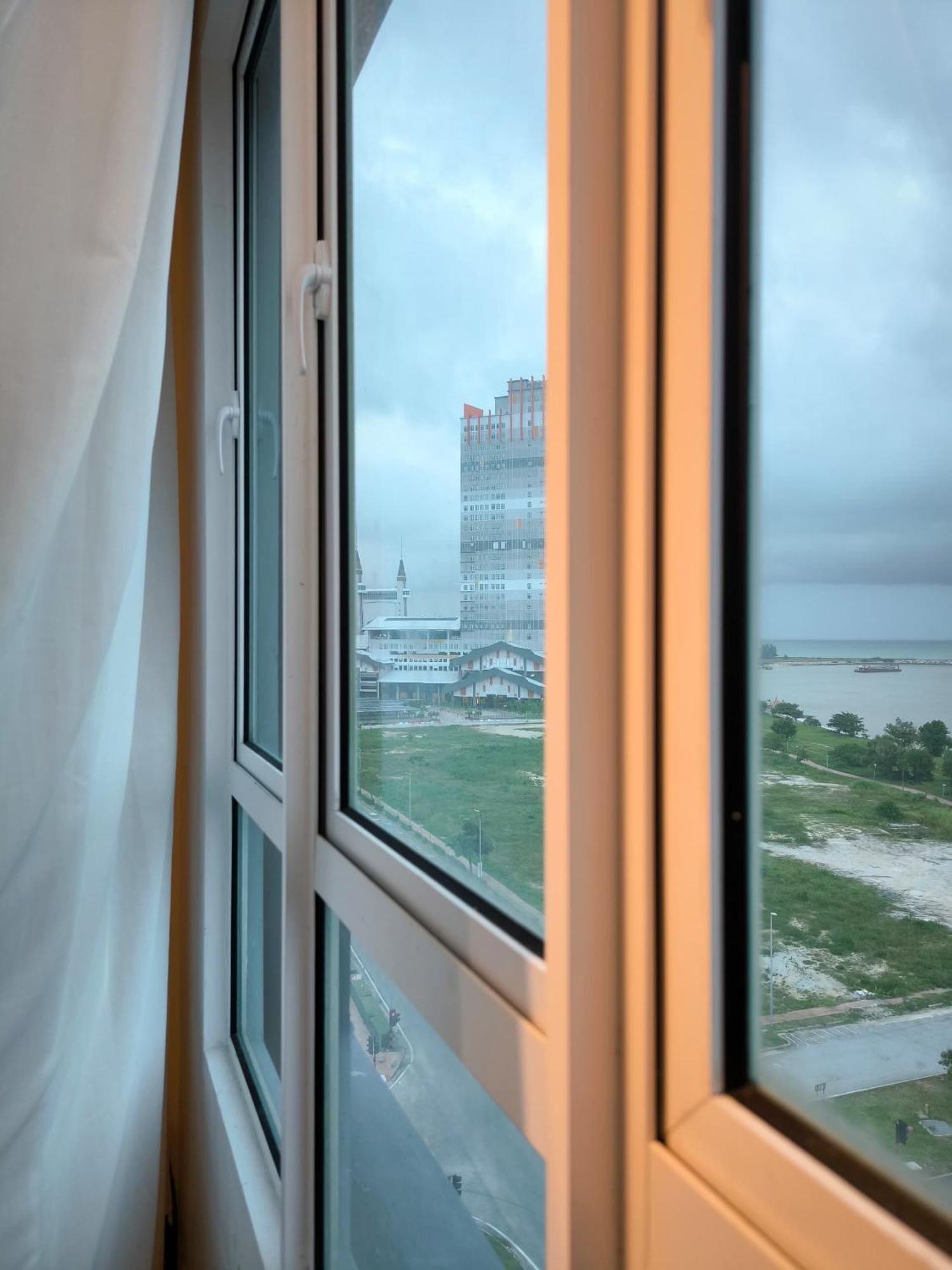 Apartment Guppy Near Ktcc & Drawbridge 1 Bedroom Airconditioned *